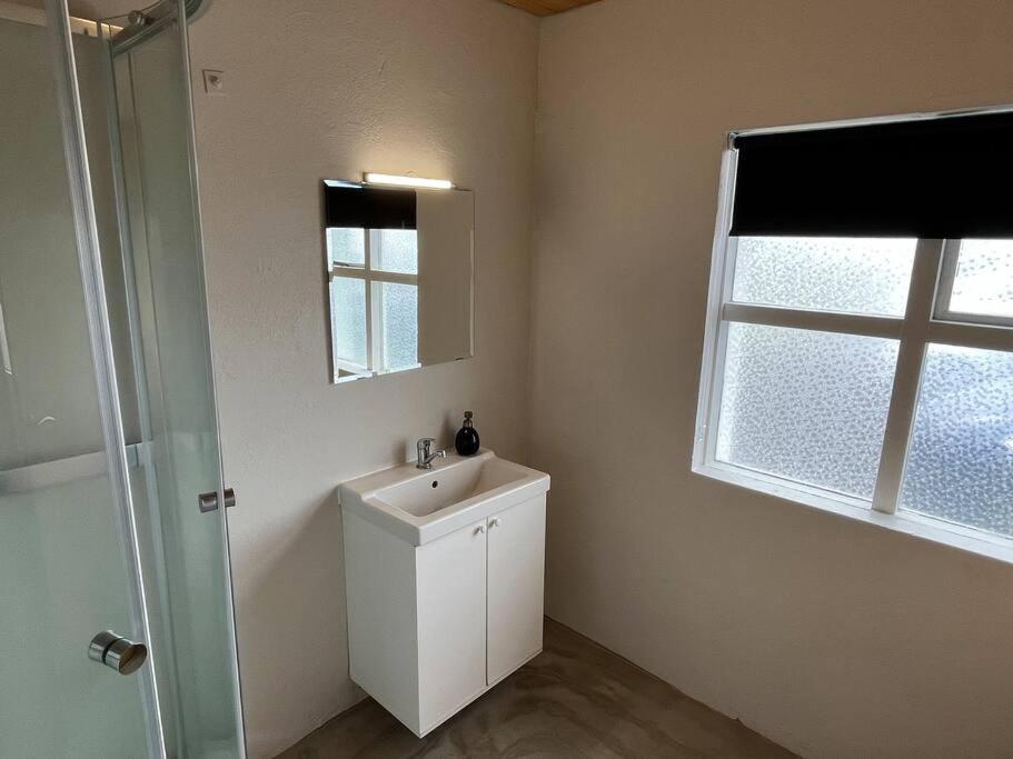 Black Valley Apartment Thoroddsstathir Exterior photo